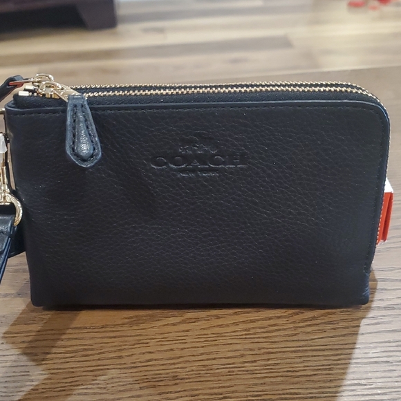 Coach Black Pebbled Leather Wristlet Bag - Picture 4 of 11